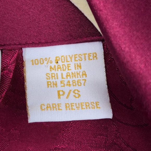 Vintage Victoria's Secret Gold Label Burgundy Satin Paisley Bath Robe size SP - Picture 8 of 14
